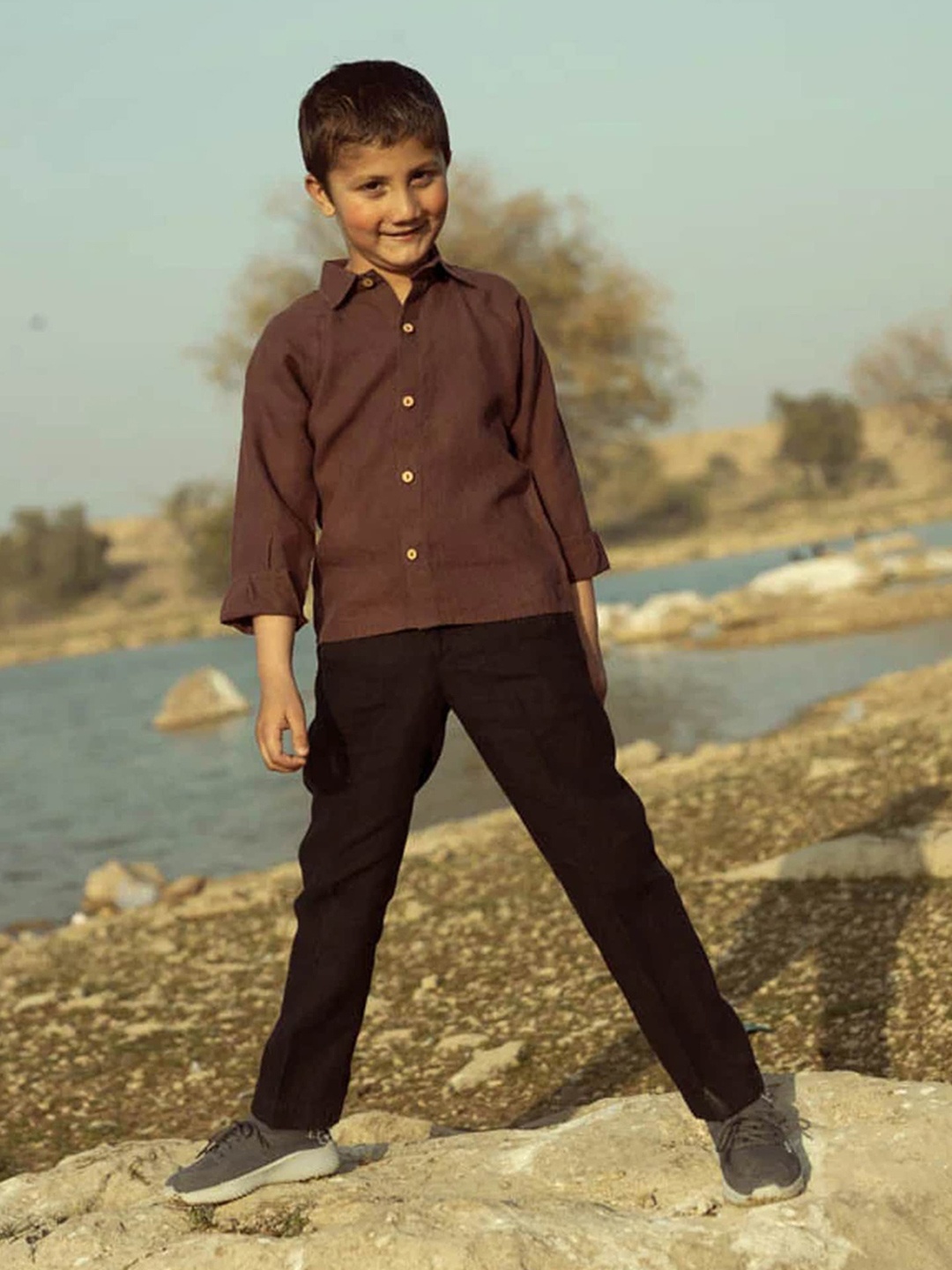 

CHI LINEN CLOTHING Boys Linen Casual Shirt, Brown