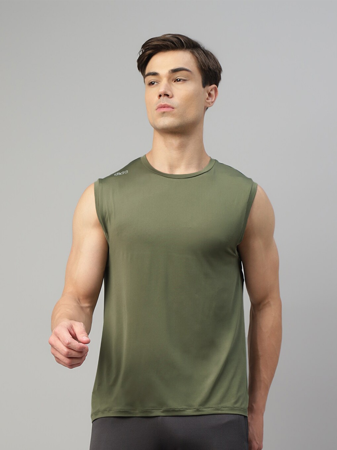 

DIDA Round Neck Dri-FIT T-shirt, Olive