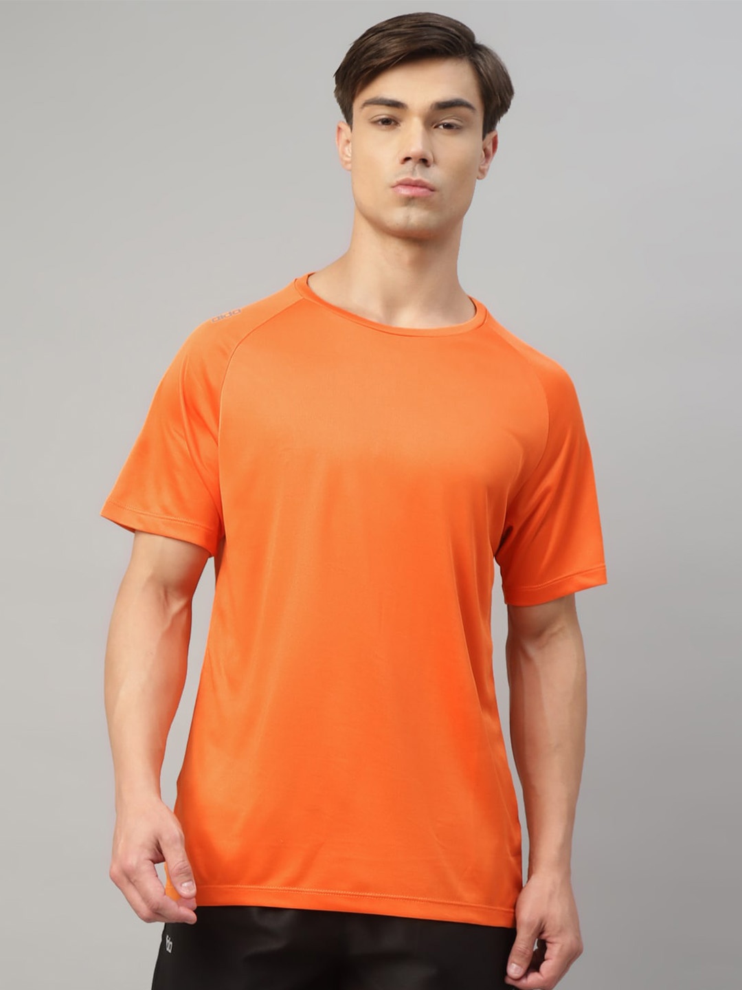 

DIDA Round Neck Short Sleeves Dri-FIT Regular T-shirt, Orange