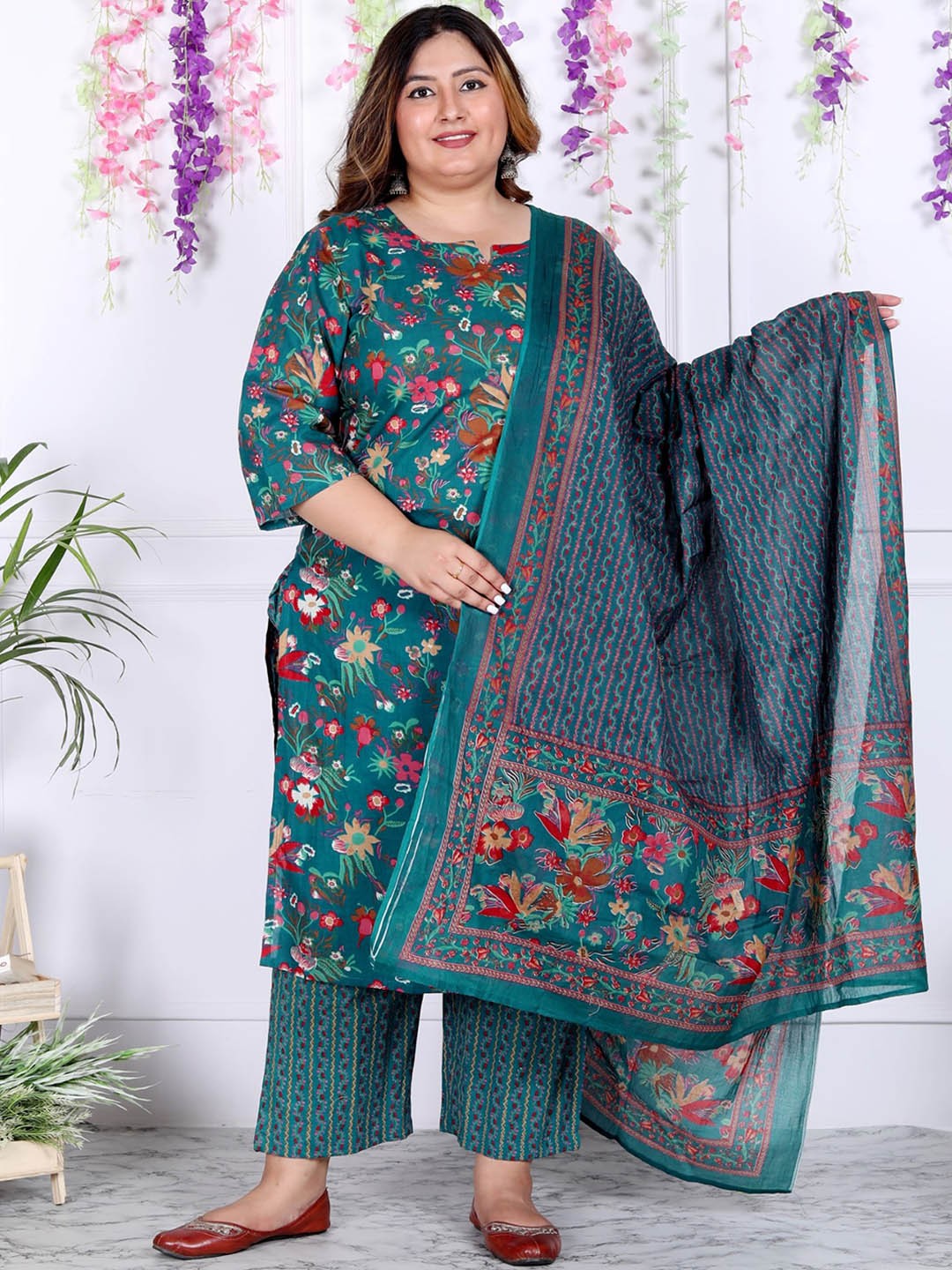 

KALINI Plus Size Floral Printed Regular Pure Cotton Straight Kurta With Trousers & Dupatta, Green