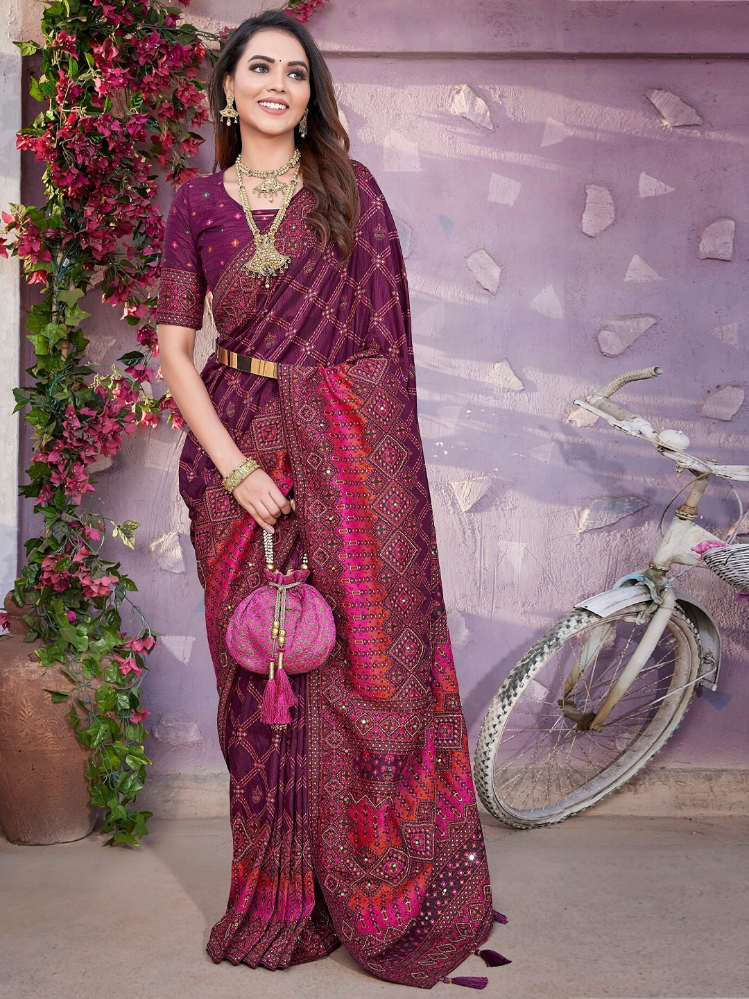 

LeeliPeeri Designer Woven Design Zari Chanderi Saree, Maroon