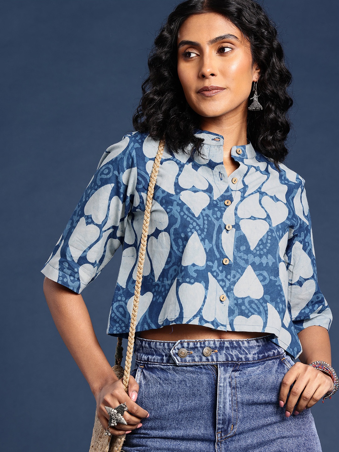 

Taavi Print Handblock Abstract Printed Mandarin Collar Pure Cotton Shirt Style Crop Top, Blue