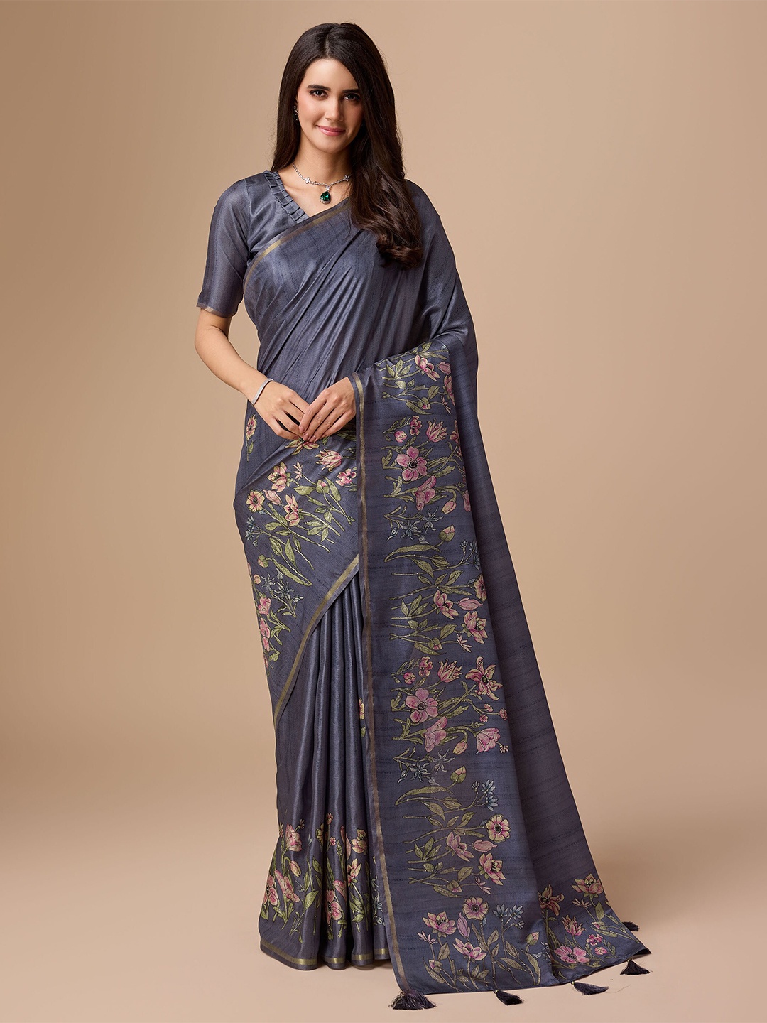 

Mitera Floral Zari Pure Viscose Silk Saree, Grey