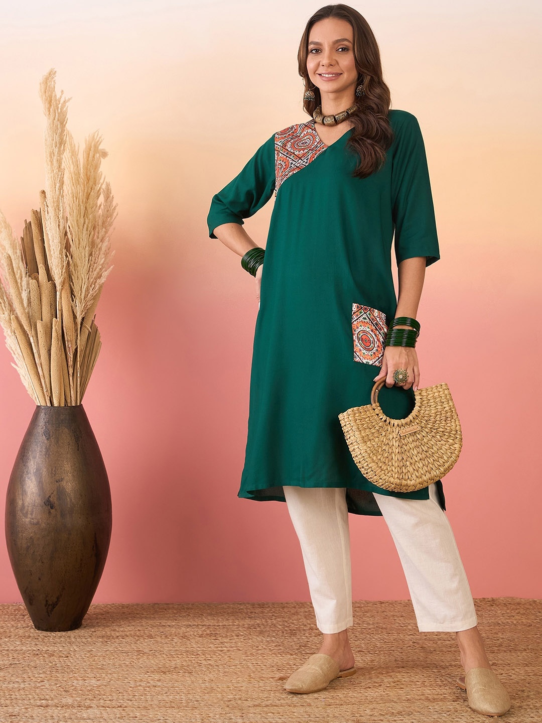 

InWeave V-Neck Patchwork A-Line Kurta, Green