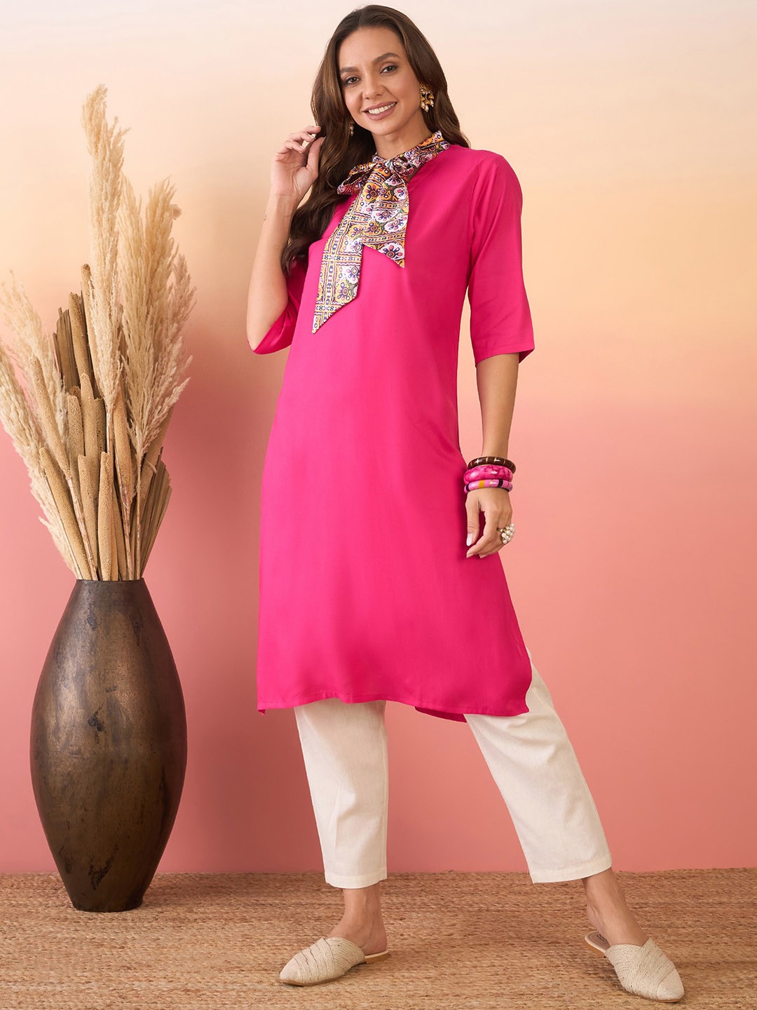 

InWeave Tie Up Neck Regular Sleeves Straight Kurta, Fuchsia