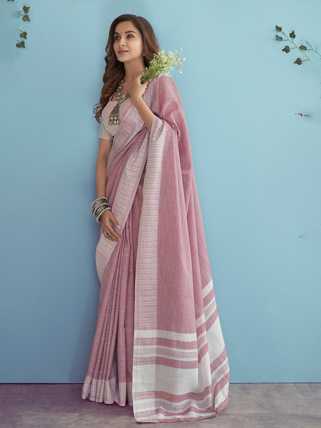 

MySilkLove Linen Blend Khadi Saree, Pink