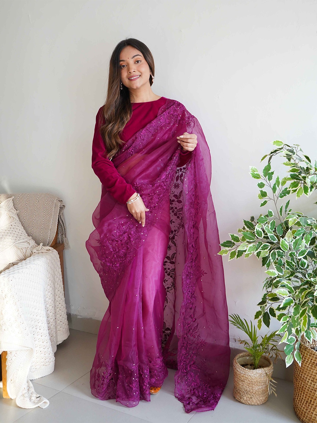 

DEVATITHI Floral Sequinned Organza Saree, Maroon