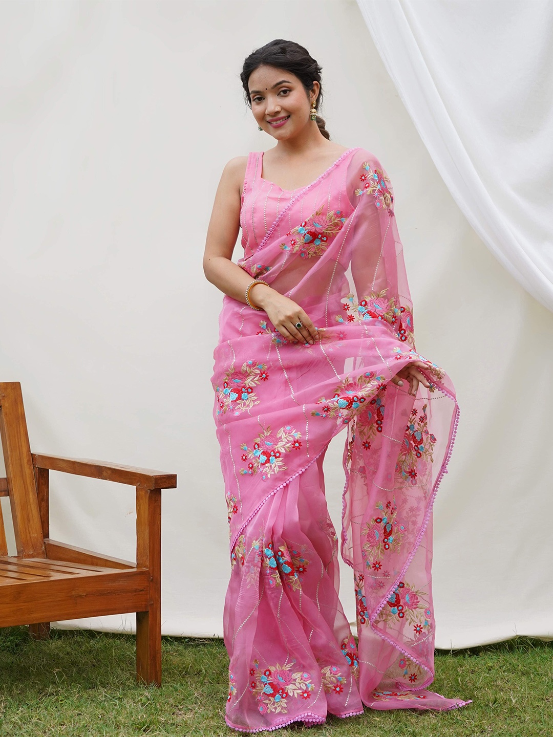 

DEVATITHI Floral Embroidered Organza Saree, Pink