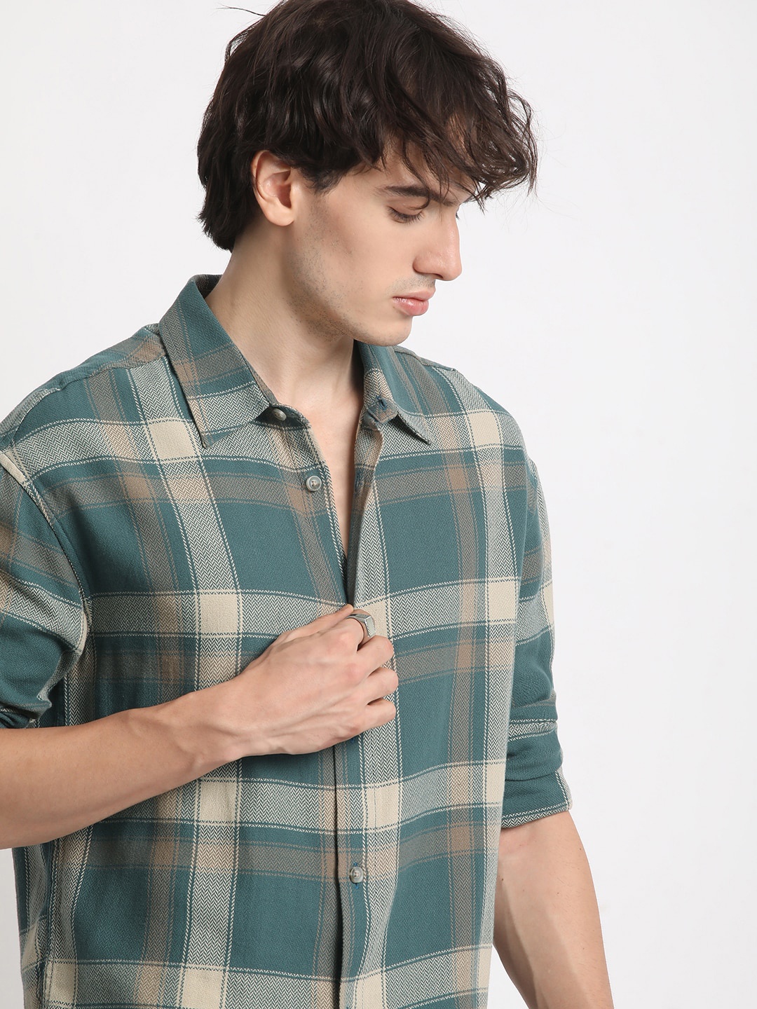 

THE BEAR HOUSE Checked Spread Collar Relaxed Fit Pure Cotton Casual Shirt, Green