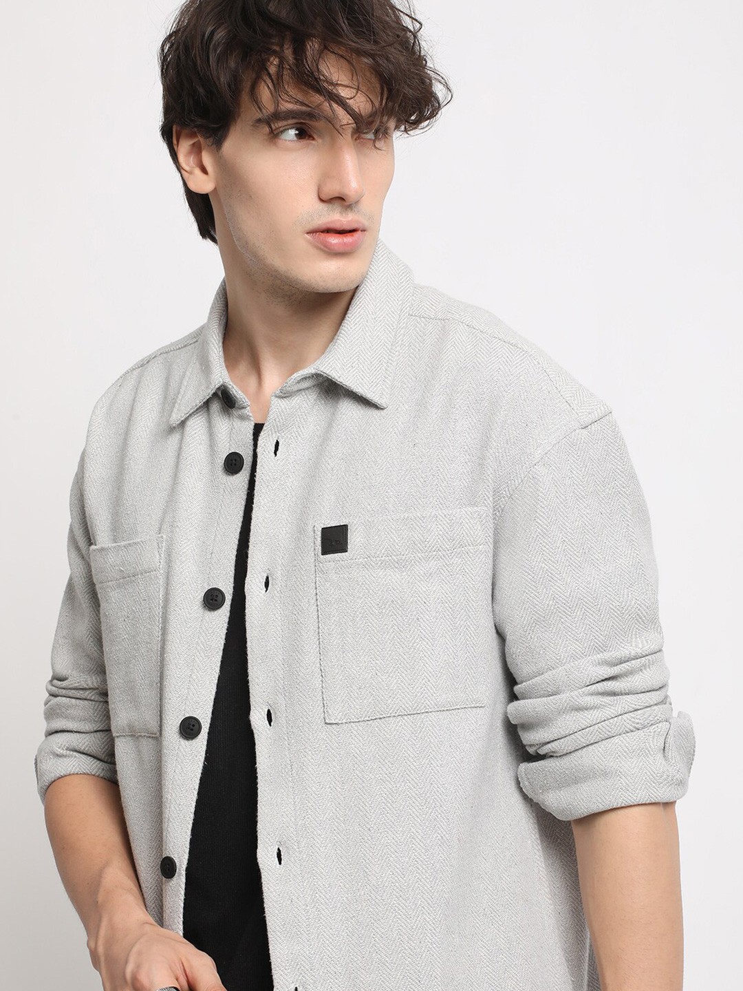 

THE BEAR HOUSE Men Solid Relaxed Fit Cotton Shacket, Grey