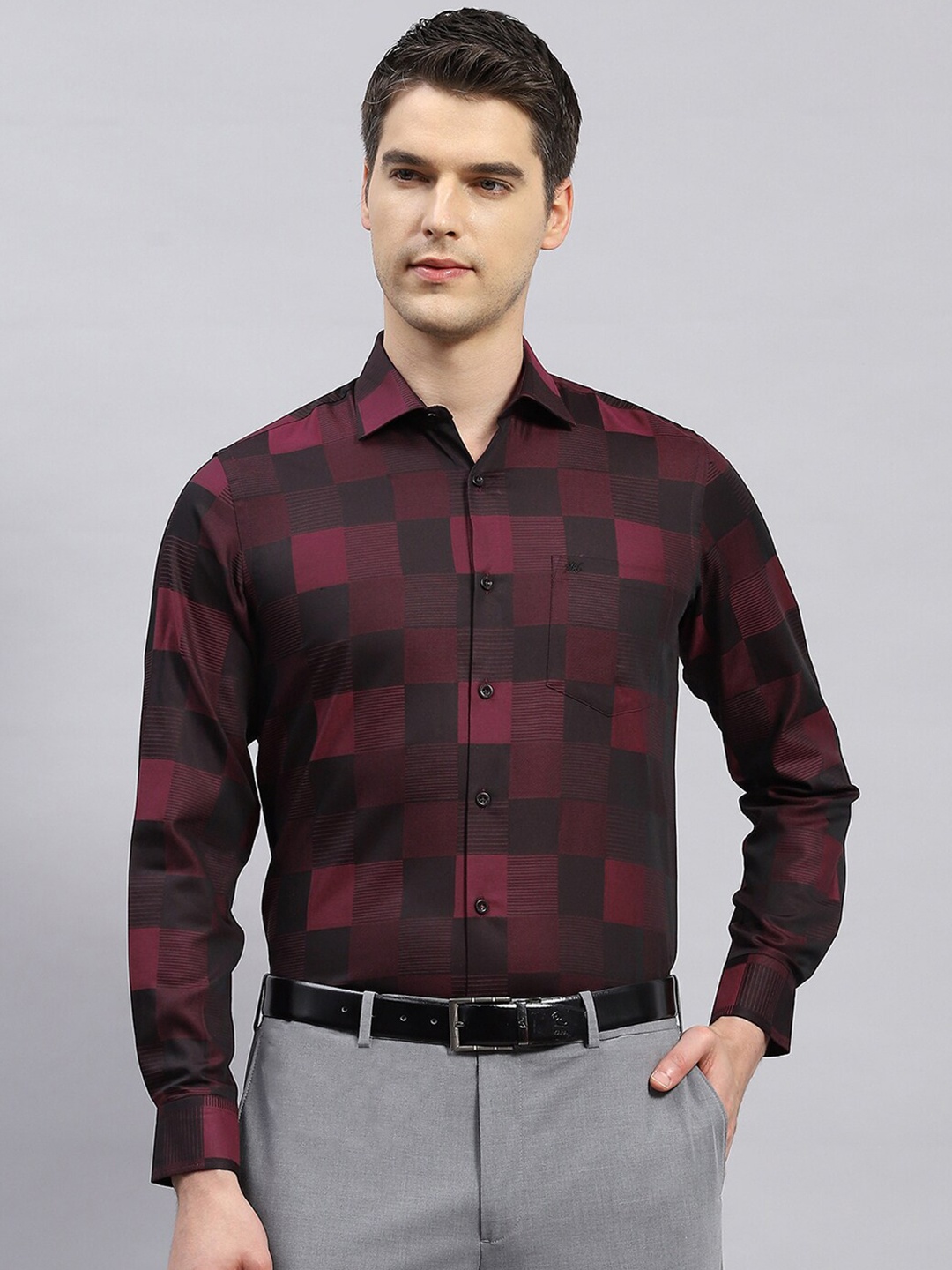 

Monte Carlo Comfort Opaque Checked Cotton Casual Shirt, Maroon