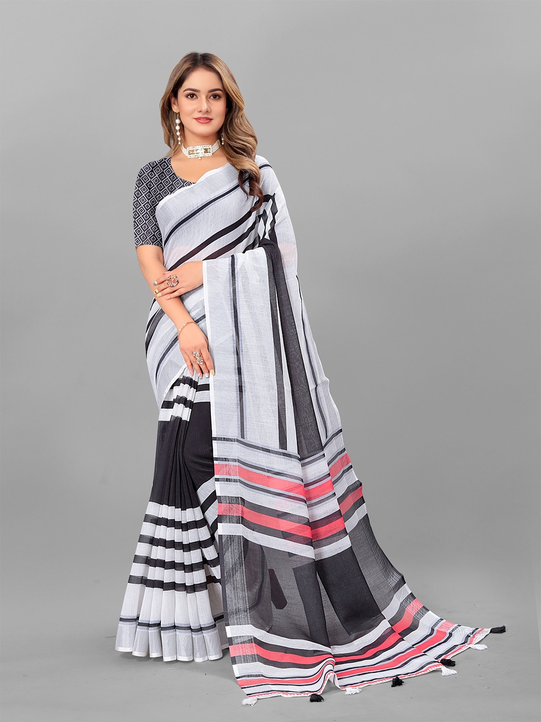 

KALINI Striped Pure Linen Saree, White