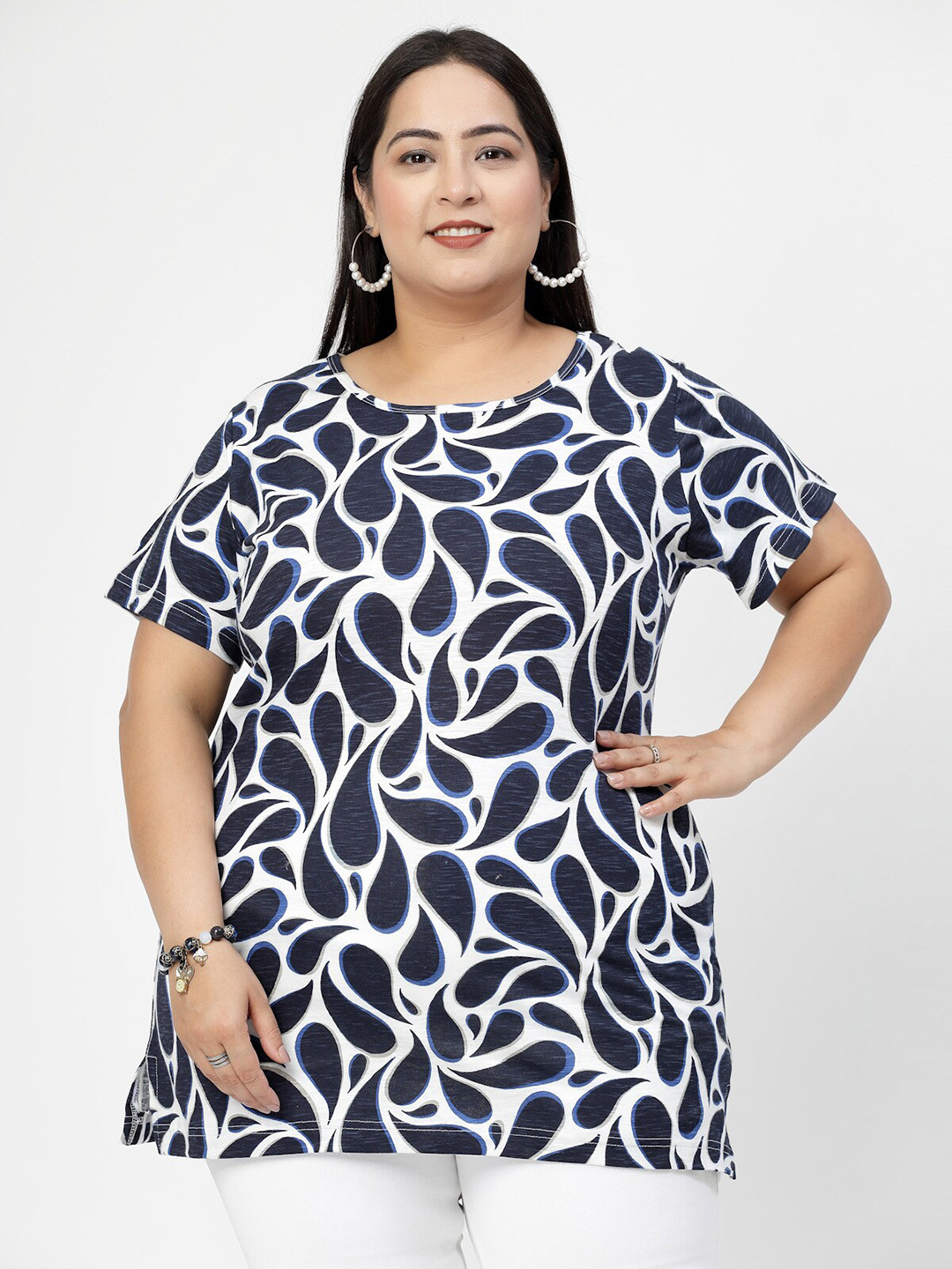 

plusS Round Neck Short Sleeves Abstract Printed Cotton Regular Fit Plus Size T-shirt, Blue