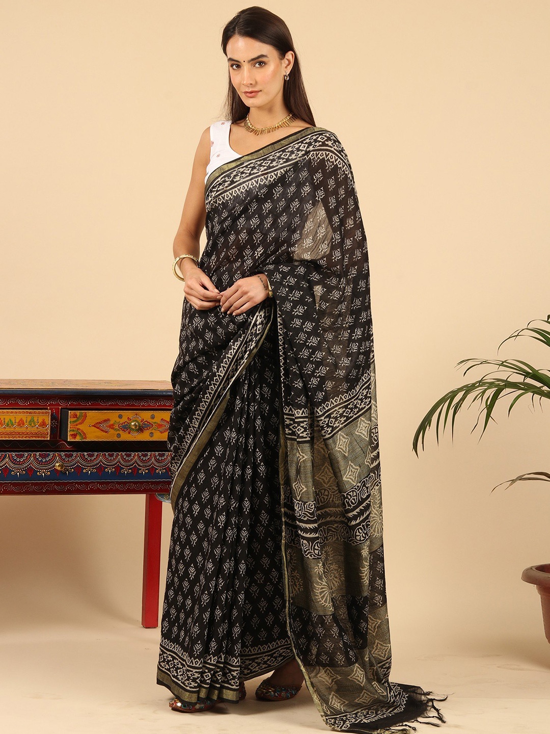 

Exotic India Ethnic Motifs Zari Pure Cotton Saree, Black