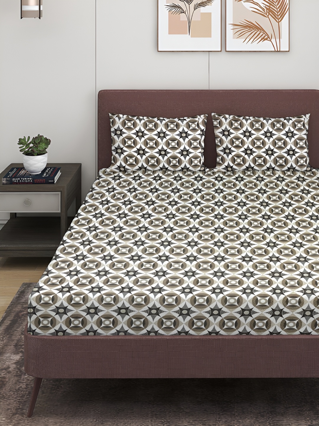 

ROMEE White & Brown Printed Cotton 300 TC King Bedsheet With 2 Pillow Covers