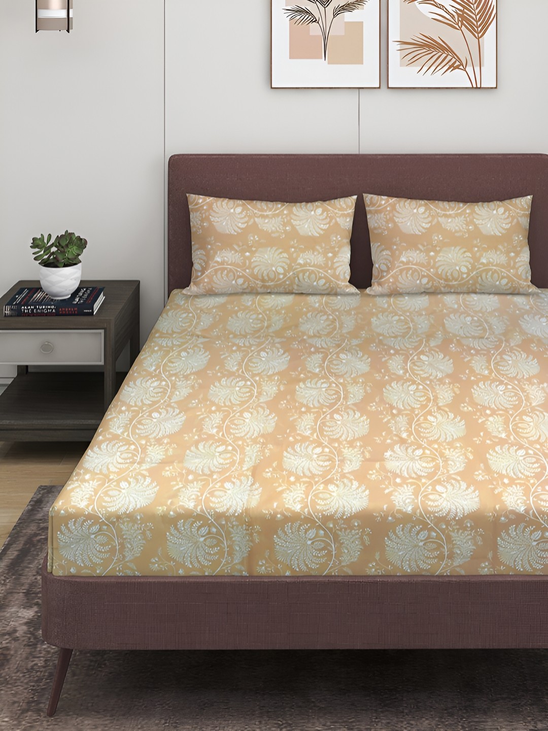 

ROMEE Beige & White Floral 300 TC Cotton King Bedsheet with 2 Pillow Covers