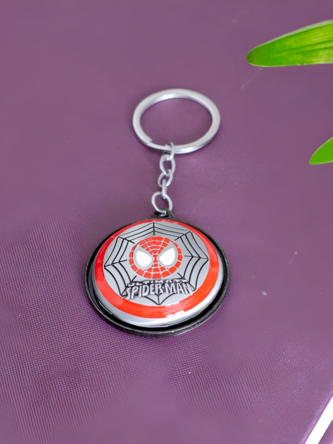 

THEDECORKART Unisex Spider Man Design Keychain, Red