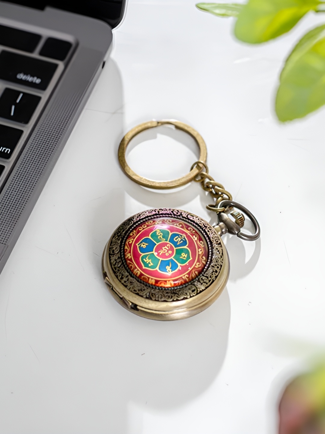

THEDECORKART Metal Ethnic Amulet Circle Key Chain, Red