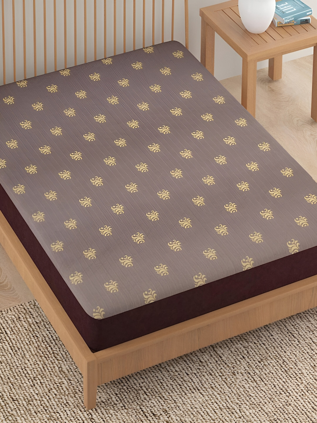 

HOKIPO Beige Printed Water Resistant Fitted Mattress Protector, Coffee brown