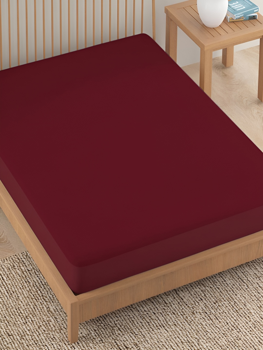 

HOKIPO Maroon Water Resistant Fitted Mattress Protector