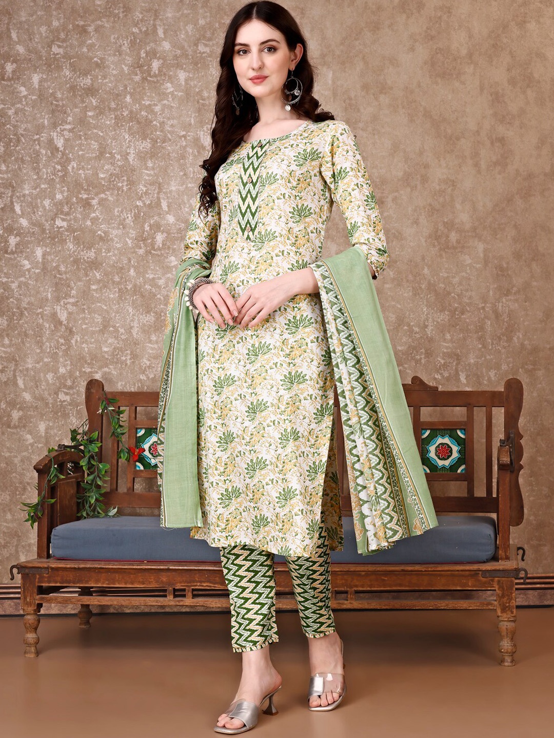 

KALINI Floral Printed Regular Straight Kurta With Trousers & Dupatta, Green