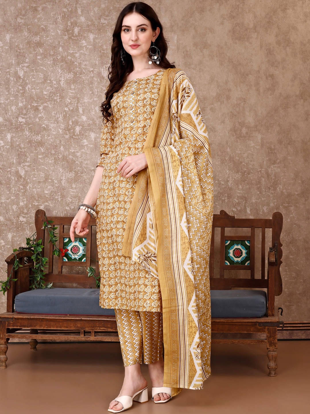 

KALINI Floral Printed Straight Kurta With Trousers & Dupatta, Yellow