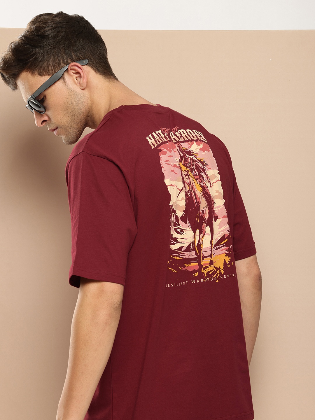 

Difference of Opinion Men Printed Pure Cotton Oversized T-shirt, Maroon