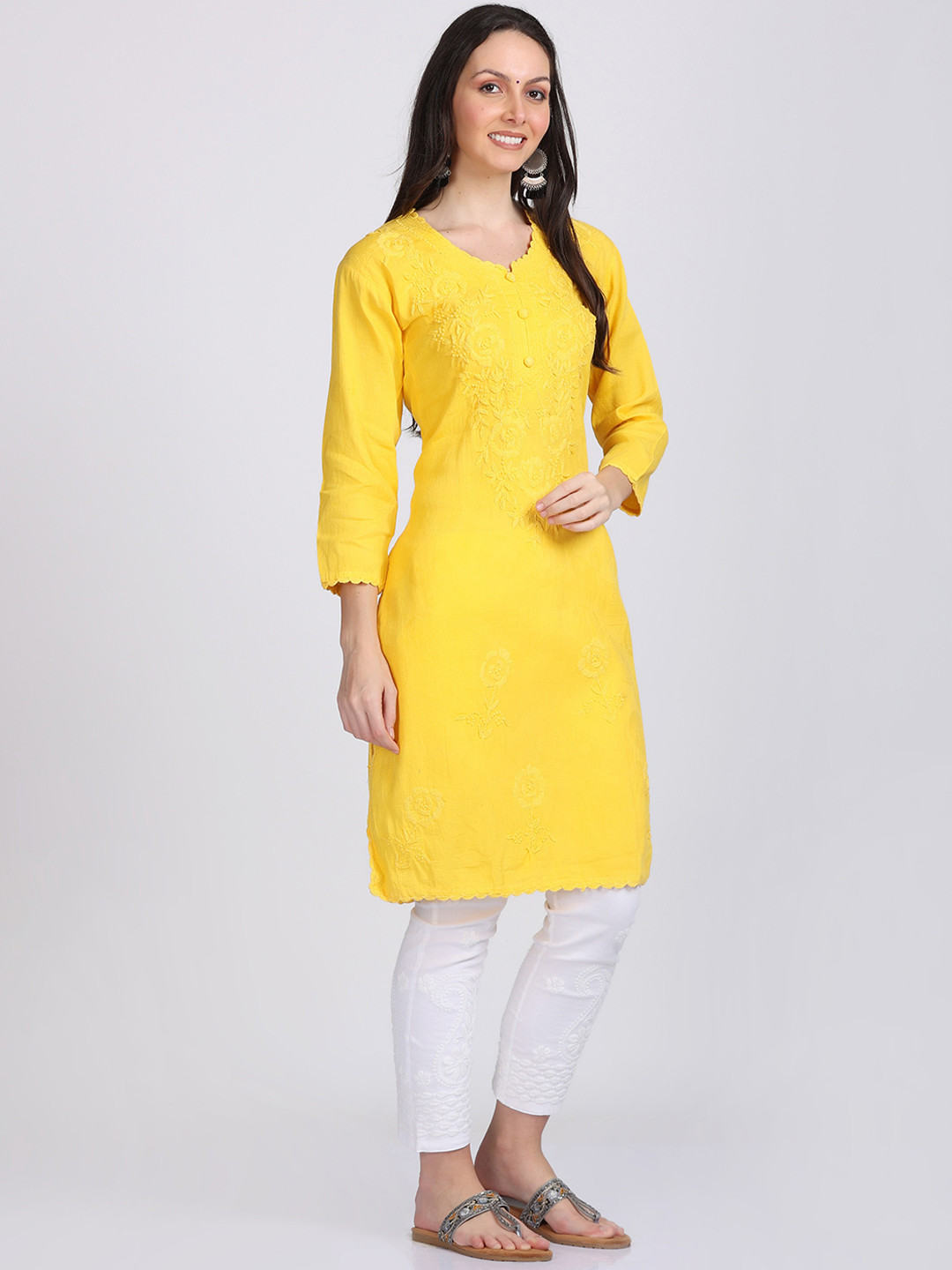 

KHAKA Ethnic Motifs Embroidered Regular Chikankari Pure Cotton Kurta with Trousers, Yellow