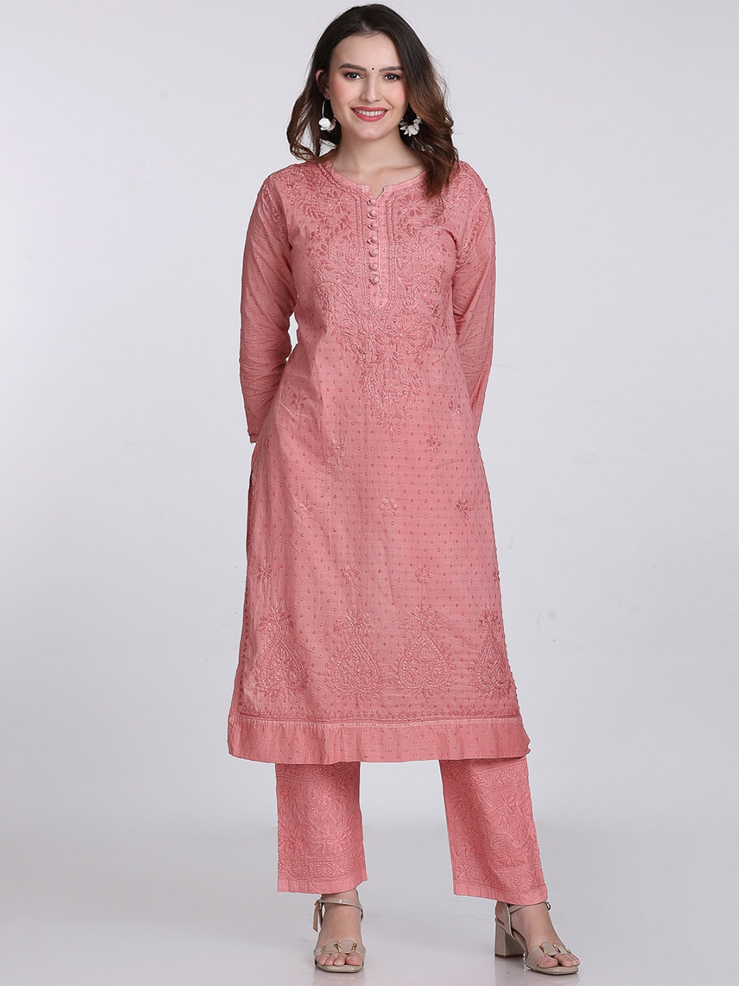 

KHAKA Floral Embroidered Regular Chikankari Pure Cotton Kurta with Trouser, Peach