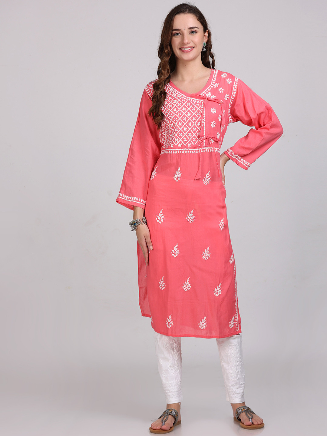 

KHAKA Floral Embroidered Chikankari Pure Cotton Straight Kurta With Trousers, Pink
