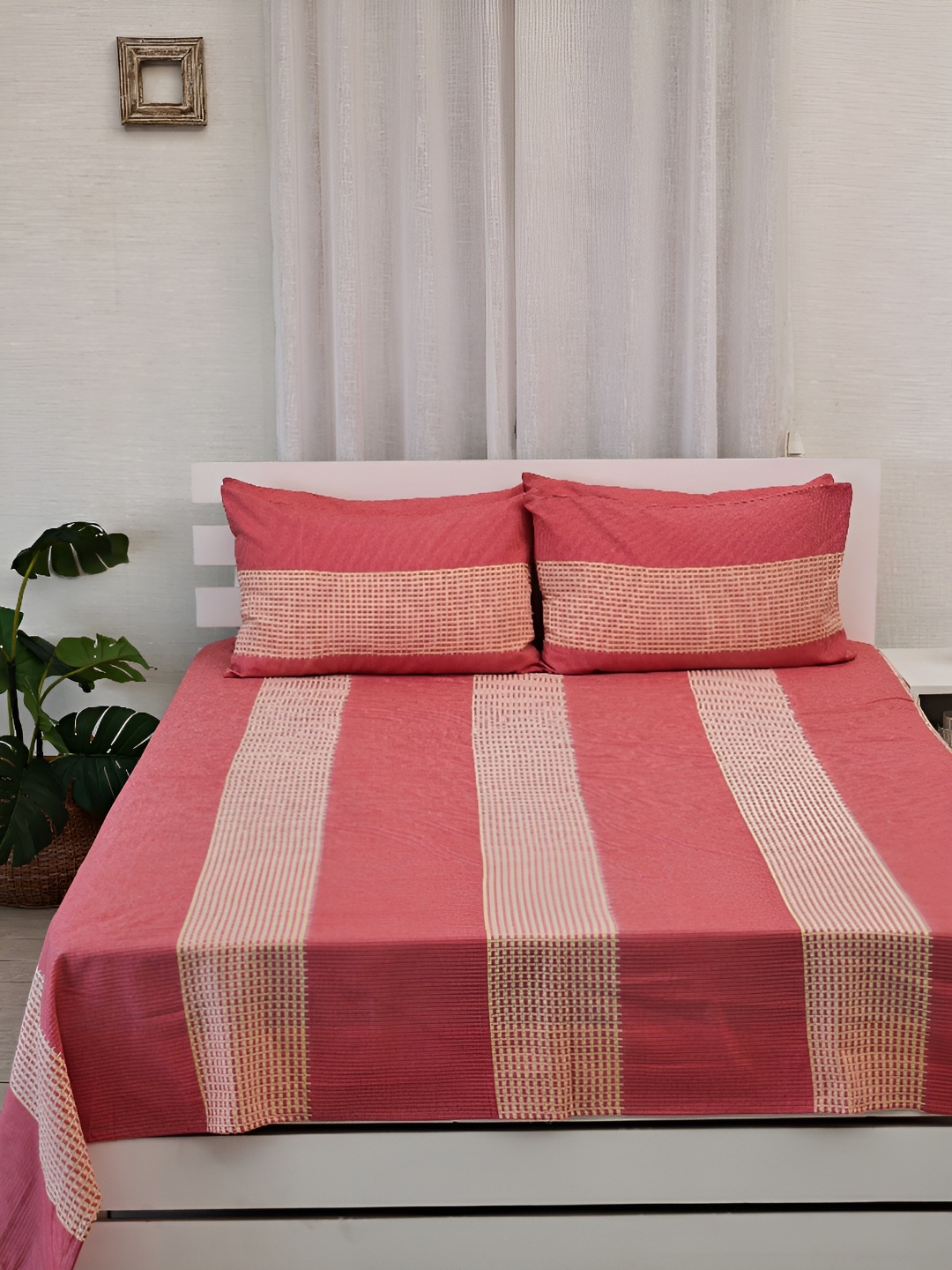 

Ariana Peach & Orange 3 Pieces Striped 240 TC Pure Cotton Double Queen Bed Covers