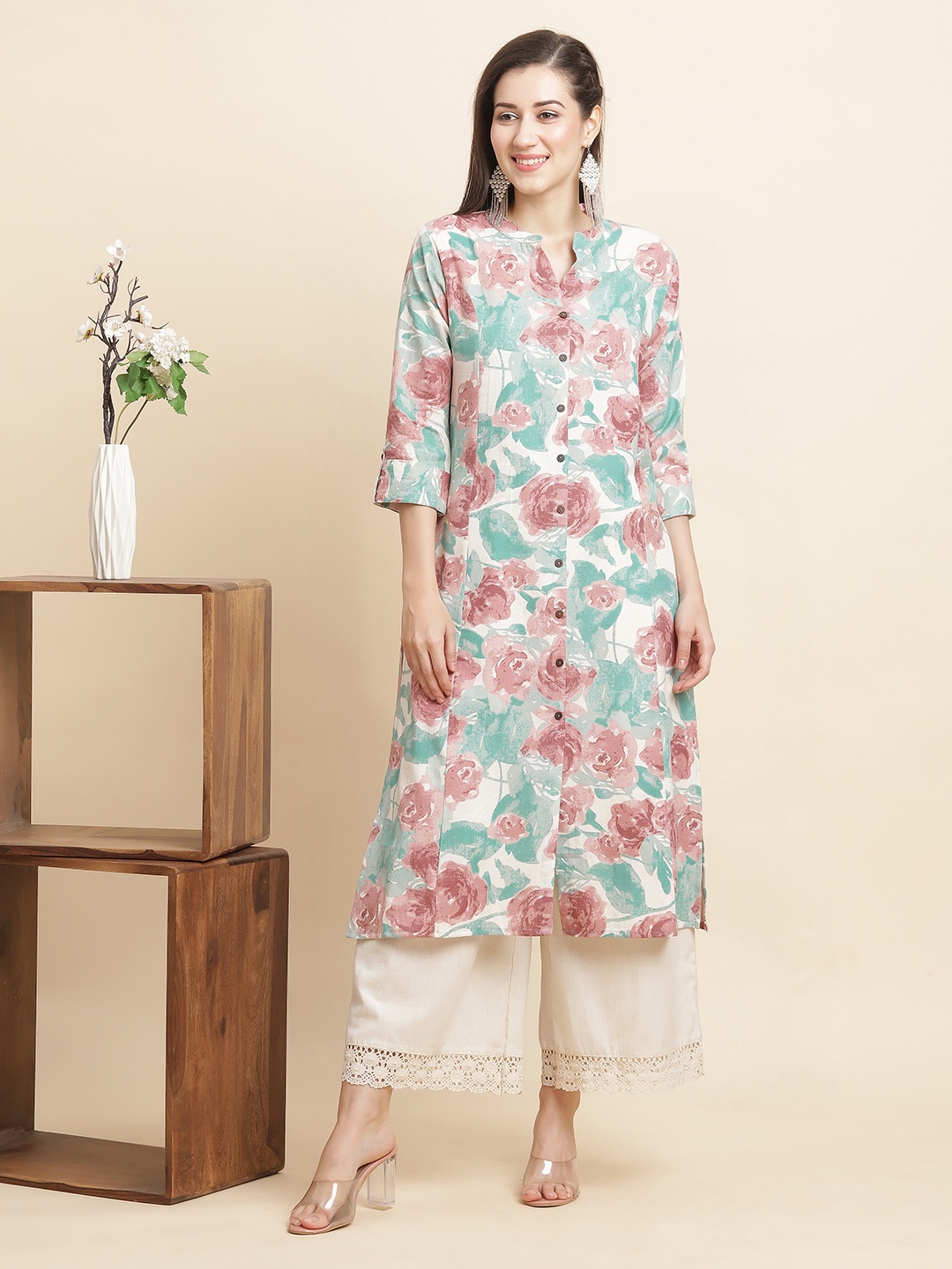 

INDYES Floral Printed Roll-Up Sleeves Pure Cotton A-Line Kurta with Palazzos, Green