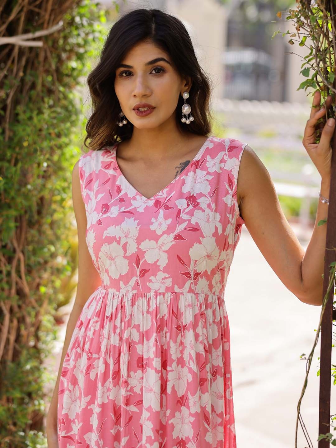 

mokshi Floral Printed V-Neck Layered Fit & Flare Midi Ethnic Dresses, Pink