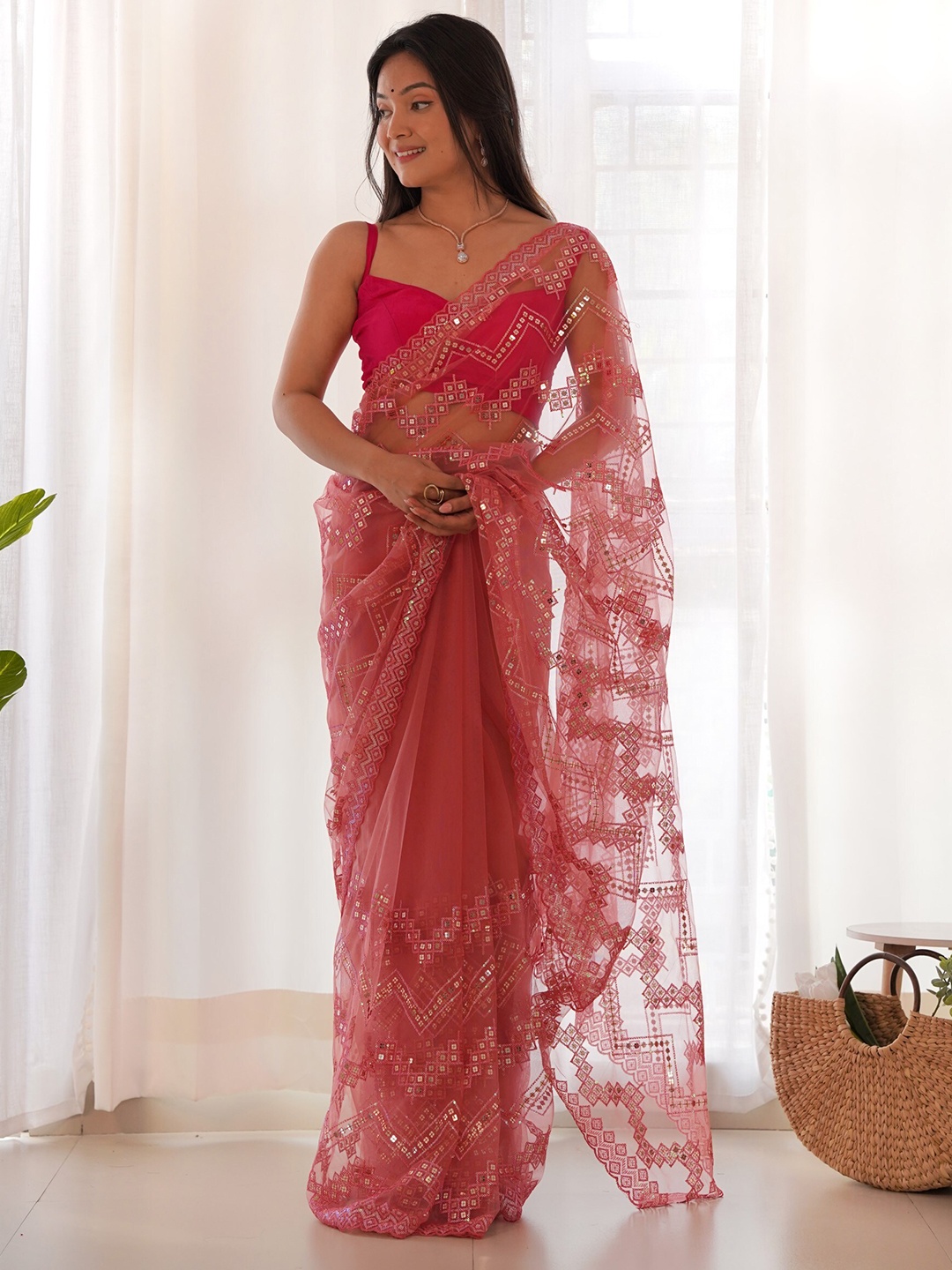 

RV CREATION Sequinned Net Saree, Pink