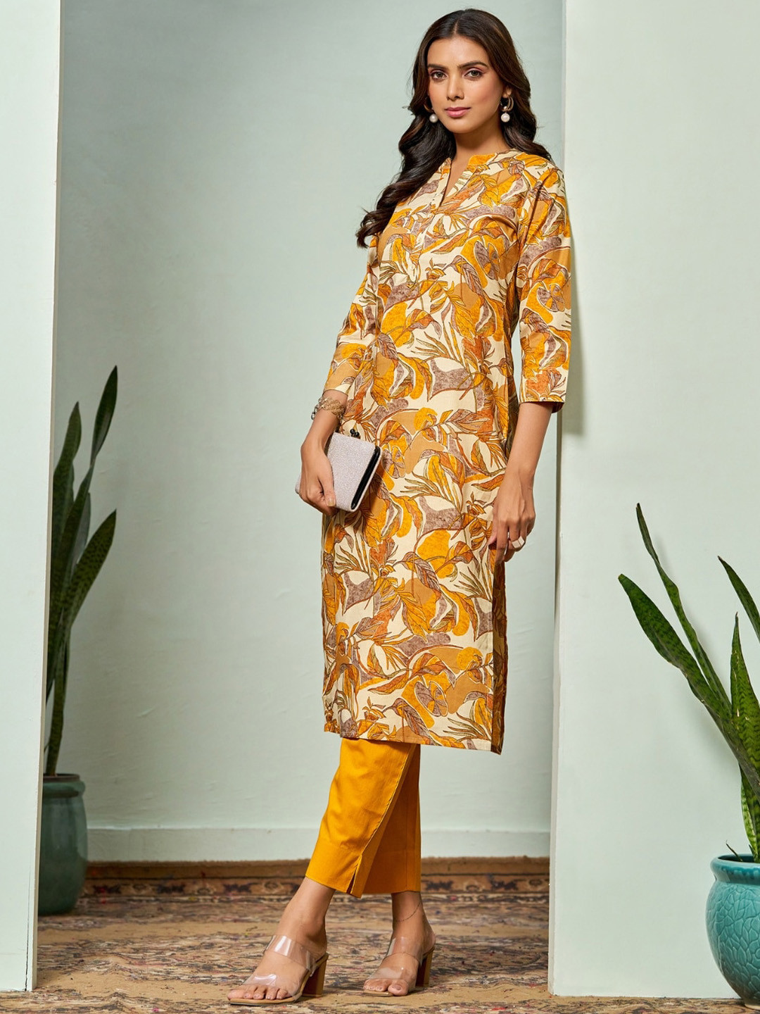 

Sangria Floral Printed Band Collar Straight Kurta With Trouser, Yellow
