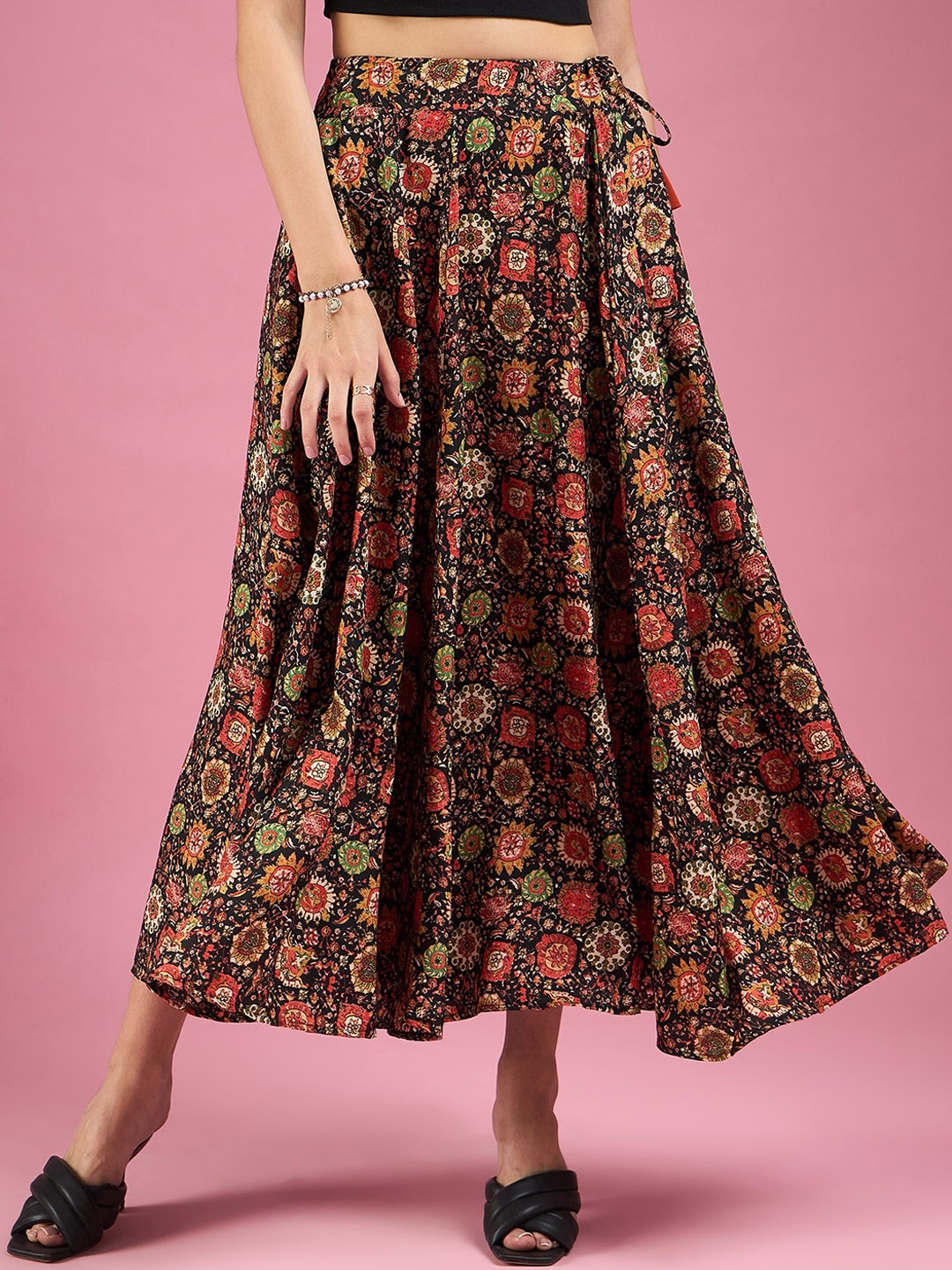 

Deewa Abstract Printed Flared Maxi Skirts, Orange