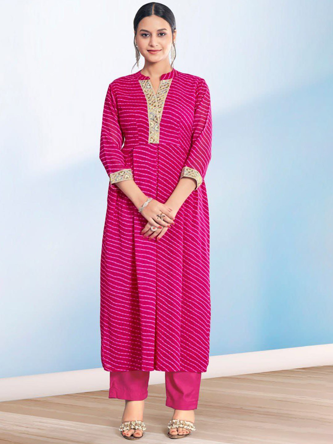 

TWINS LADY Leheriya Striped Mandarin Collar Sequinned Anarkali Kurta & Trousers, Pink