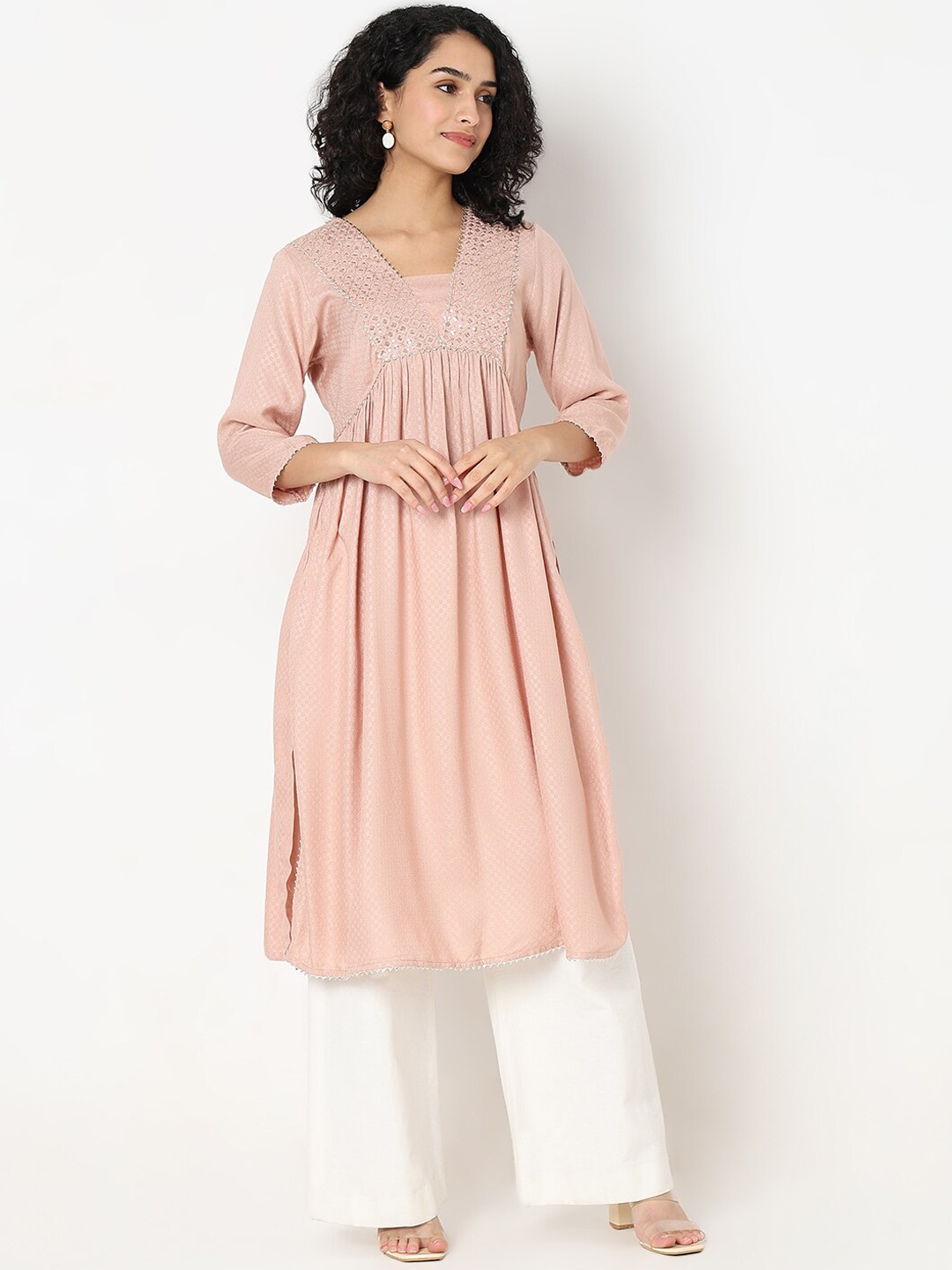 

Ethnicity Geometric Woven Design Sequins A-Line Kurta, Pink