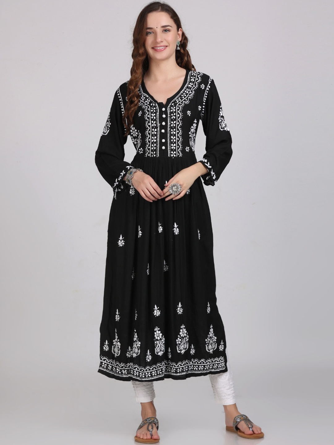 

KHAKA Ethnic Motifs Embroidered V-Neck Straight Chikankari A-Line Kurta With Trouser, Black