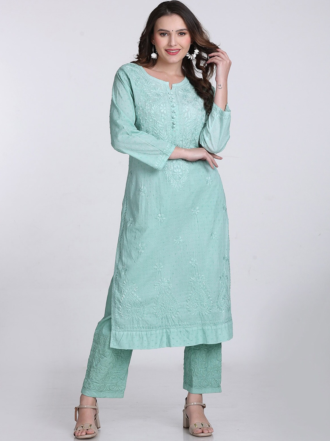 

KHAKA Floral Embroidered Round Neck Chikankari Pure Cotton Straight Kurta with Trouser, Sea green