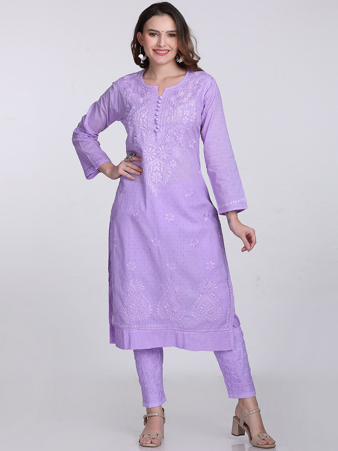 

KHAKA Floral Embroidered Round Neck Chikankari Pure Cotton Straight Kurta with Trousers, Lavender