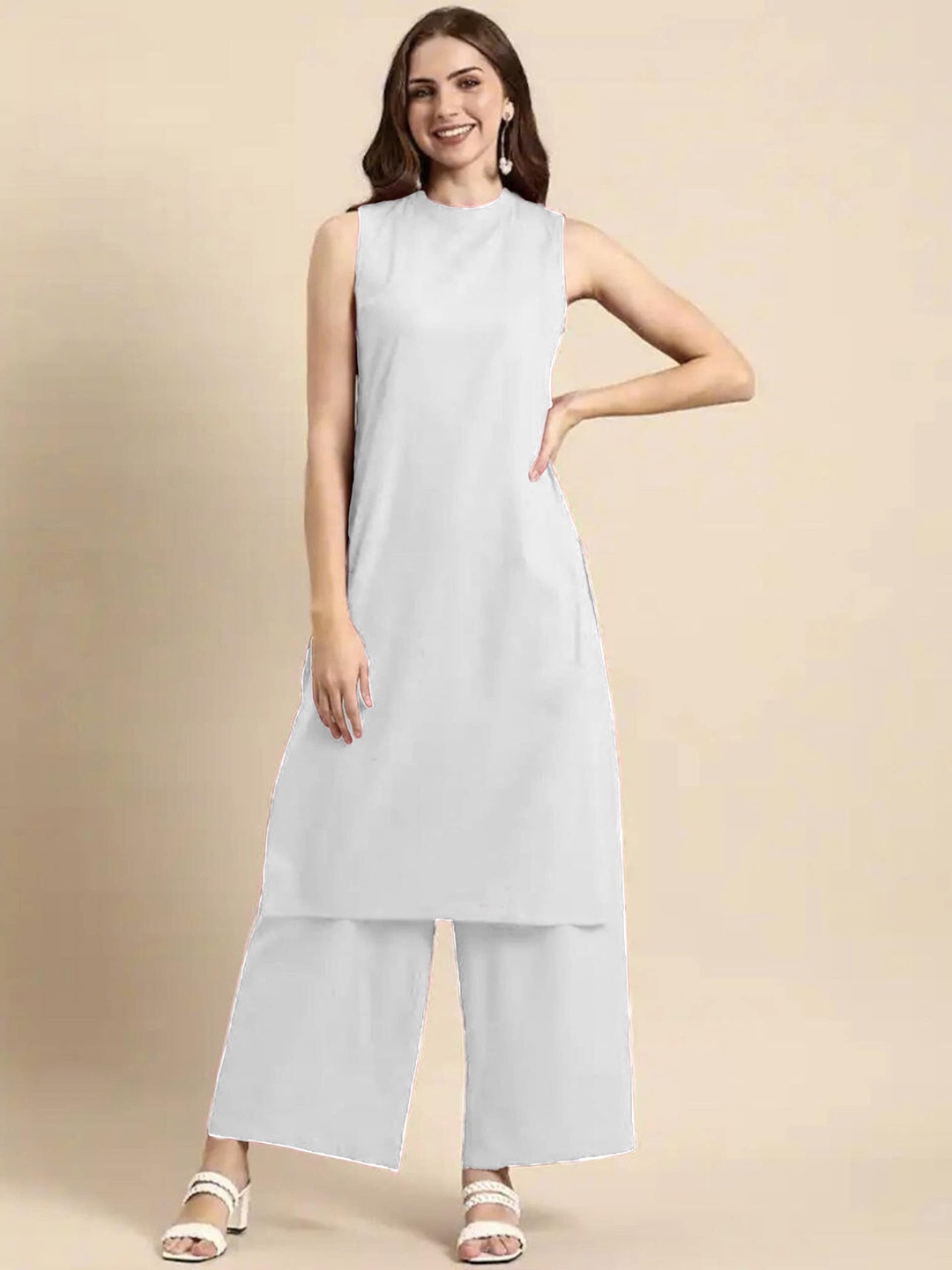 

CHANDERKASH Round Neck Straight Kurta With Palazzo, White