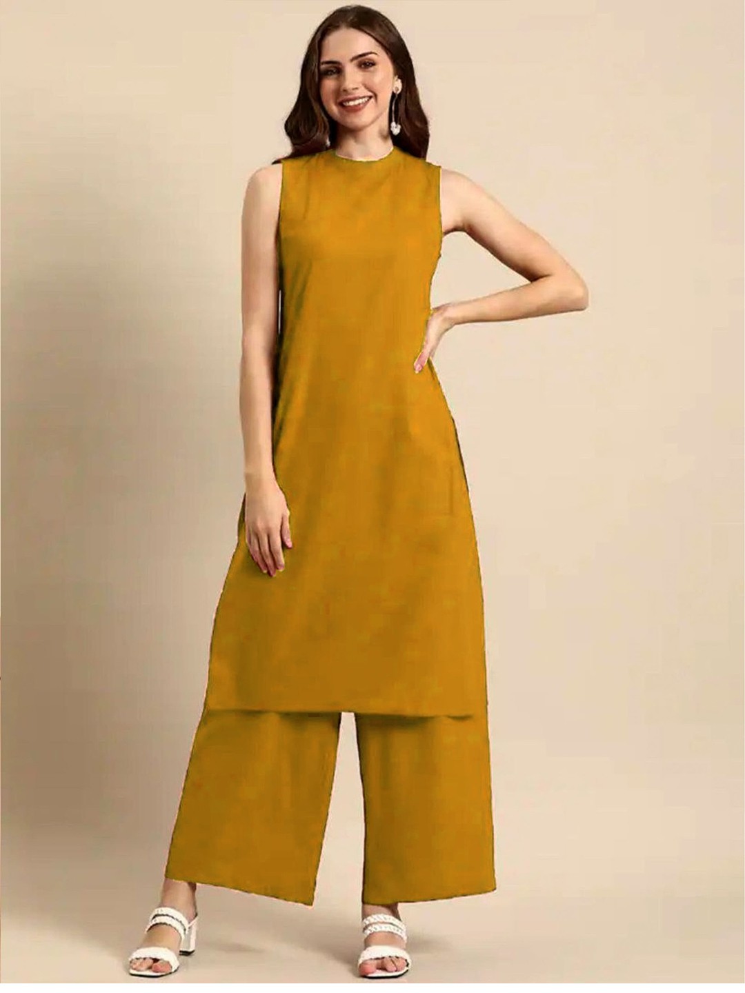 

CHANDERKASH Round Neck Straight Kurta With Trousers, Mustard