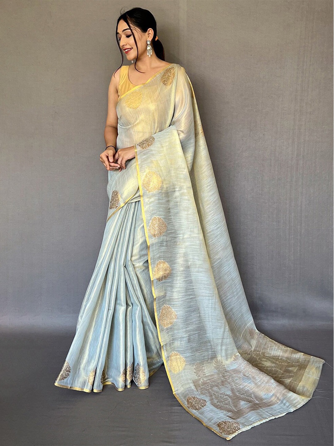 

MySilkLove Ethnic Motifs Zari Tissue Banarasi Saree, Grey