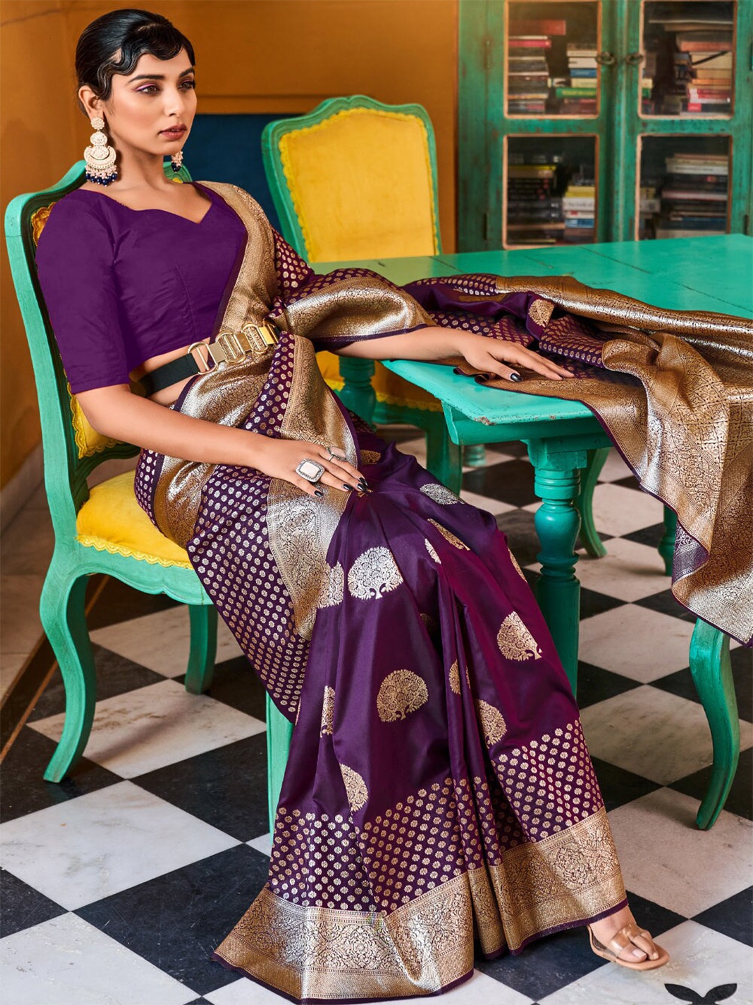 

MySilkLove Woven Design Zari Silk Blend Handloom Banarasi Saree, Purple