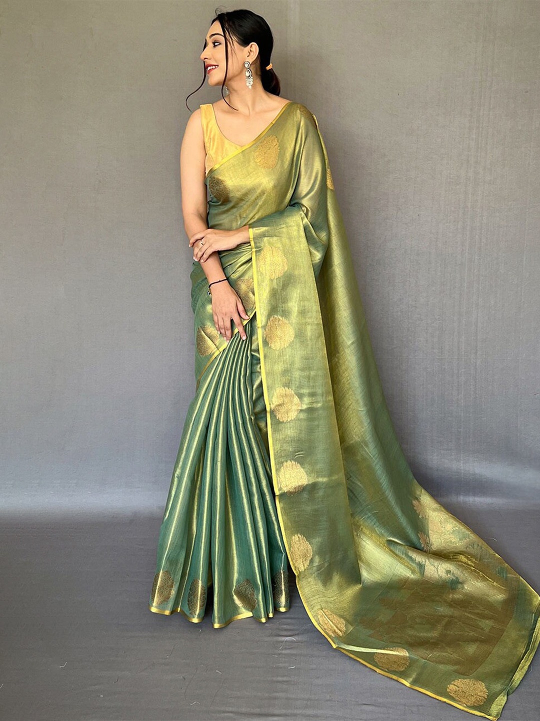 

MySilkLove Woven Design Zari Tissue Banarasi Saree, Green