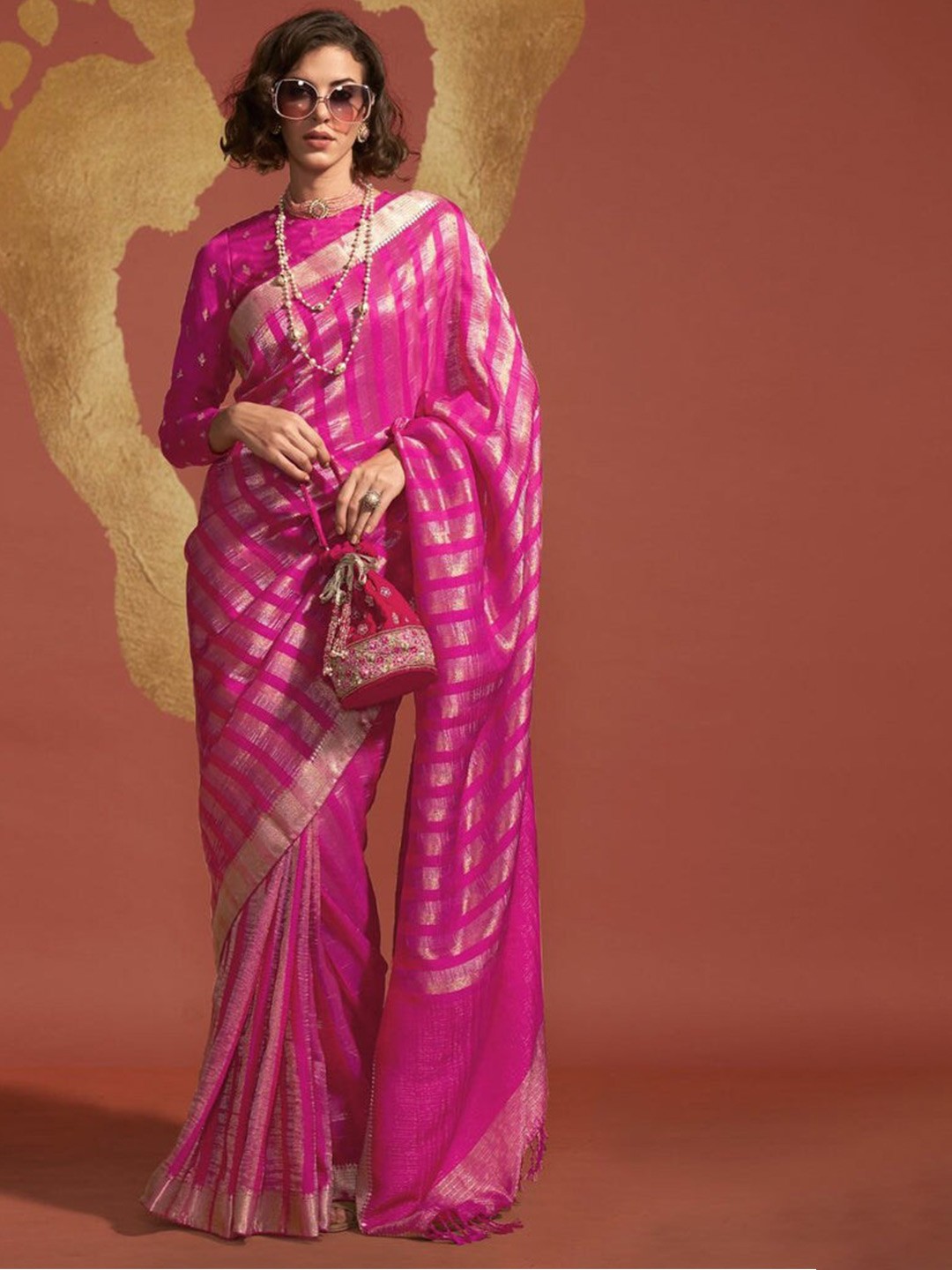

MySilkLove Woven Design Zari Silk Blend Banarasi Saree, Pink