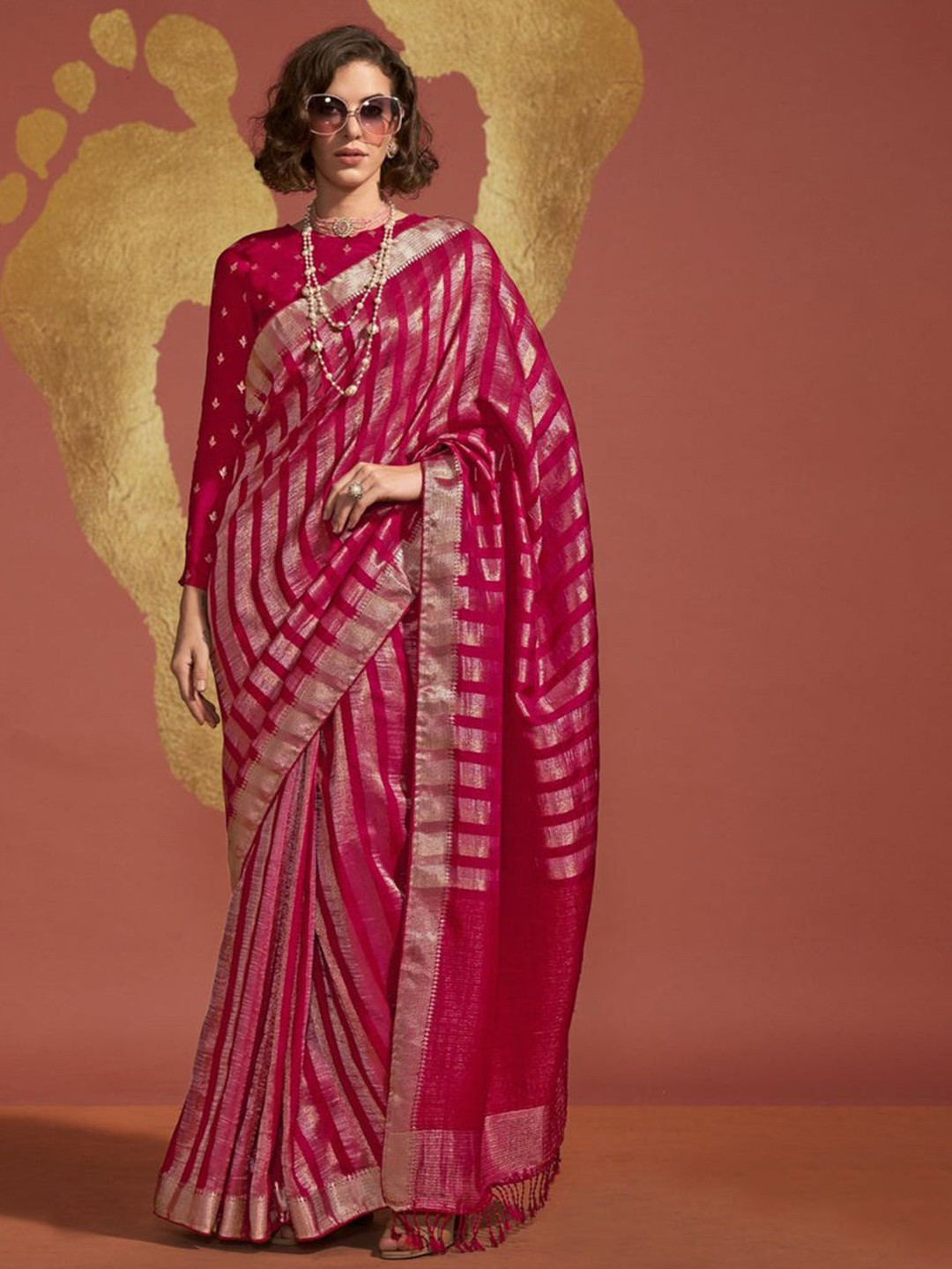 

MySilkLove Woven Design Zari Silk Blend Banarasi Saree, Pink