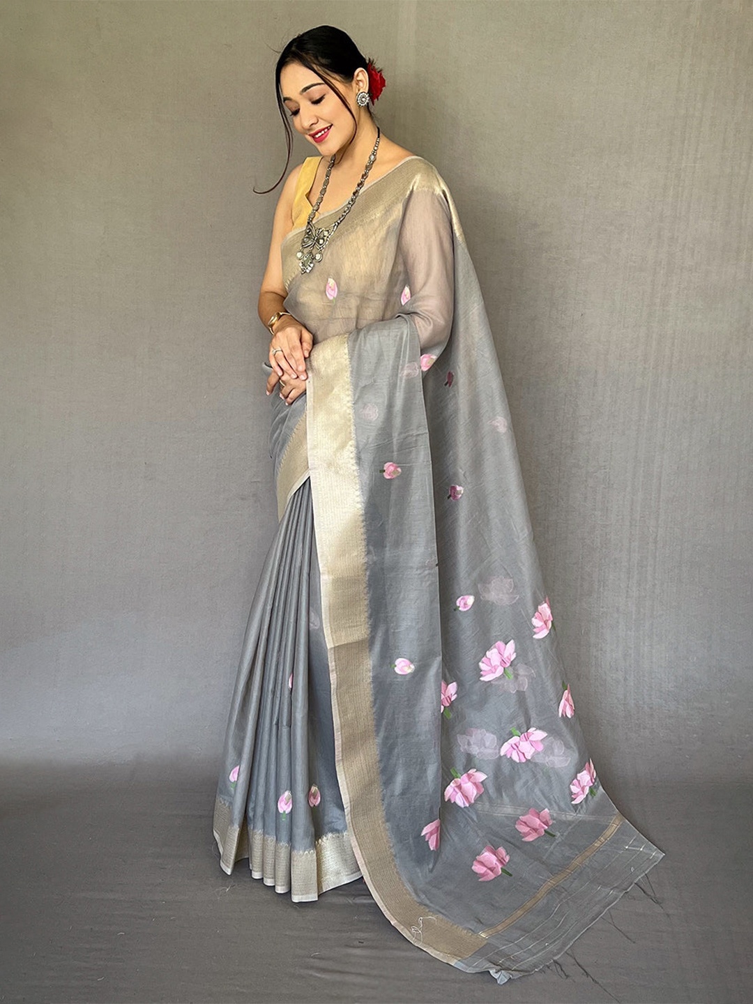

MySilkLove Floral Zari Pure Cotton Saree, Grey