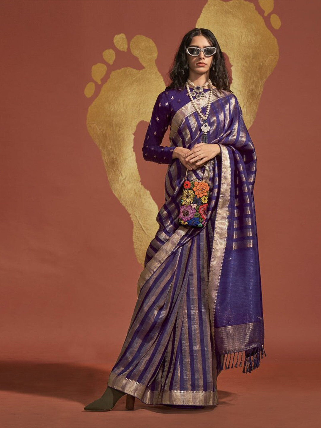 

MySilkLove Woven Design Zari Silk Blend Banarasi Saree, Purple